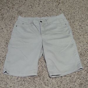 Kakhi Bermuda Shorts